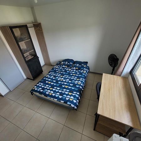 Residence De La Gare, Chambre Meublee Longjumeau Kültér fotó